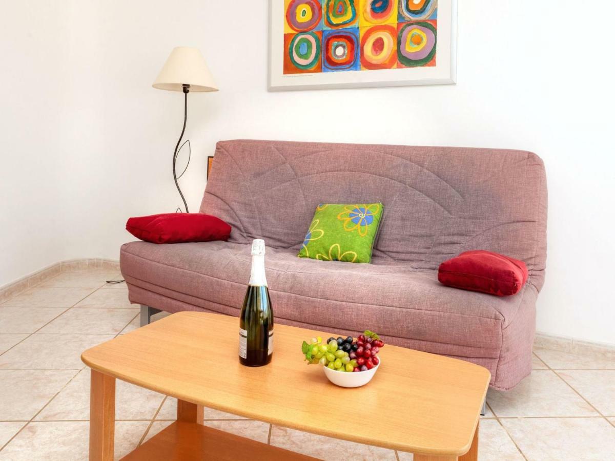 Apartment Palmiers I-10 By Interhome Llanca Bagian luar foto