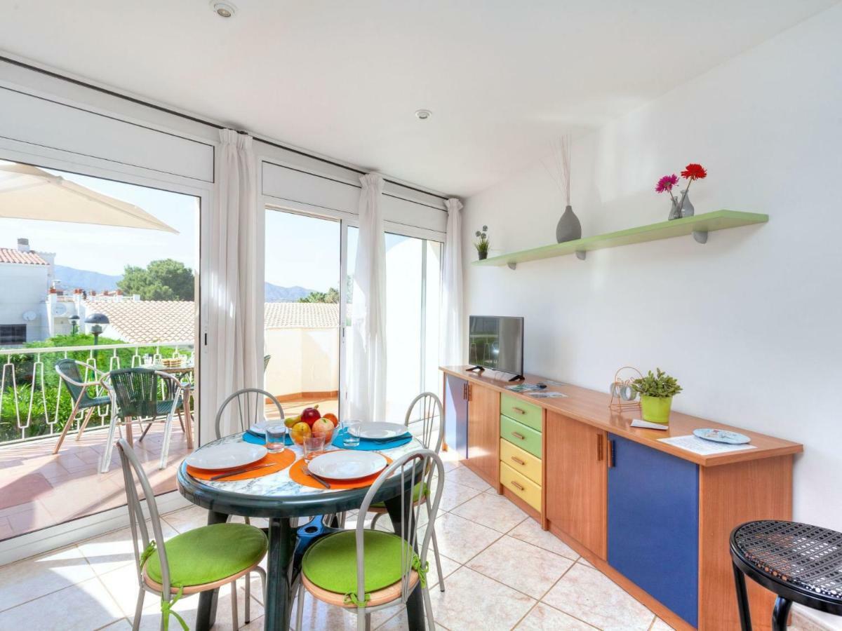 Apartment Palmiers I-10 By Interhome Llanca Bagian luar foto